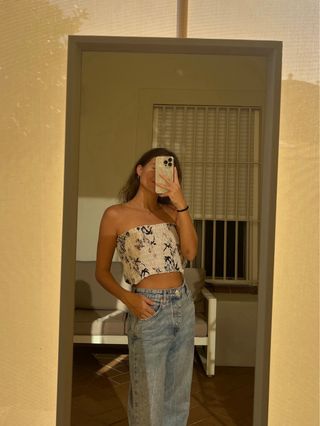 Top banda blanco flores