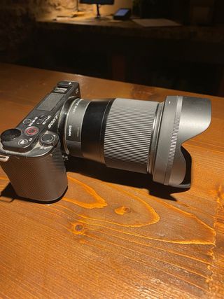 Objetivo Sigma 16mm f/1.4 DC DN