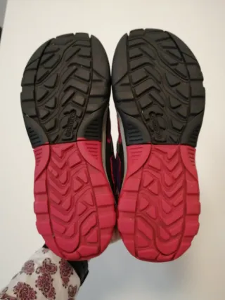 Zapatillas impermeables talla 35