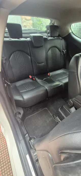 Alfa Romeo MiTO 2010 1.6 diesel 120cv interior cue