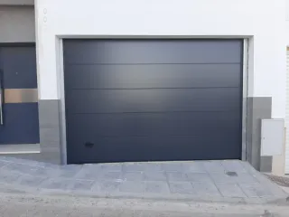 Puerta de garaje automática
