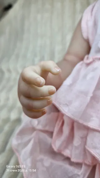 Bambola stile reborn 48cm, corpo in vinile