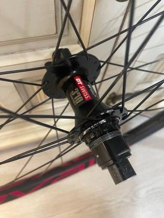 Ruedas Roval Traverse Carbono