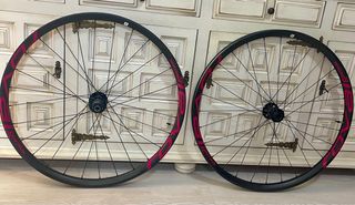 Ruedas Roval Traverse Carbono