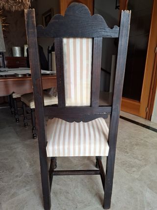 Juego de 6 Sillas Clásicas de Comedor
