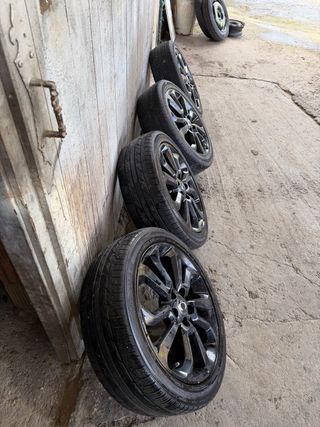 Llantas Ssangyong Tivoli 18 “