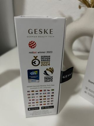 GESKE MicroCurrent Face-Lifter y Cepillo Facial