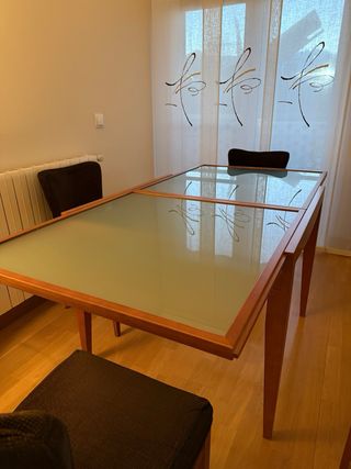 Mesa comedor extensible madera y cristal