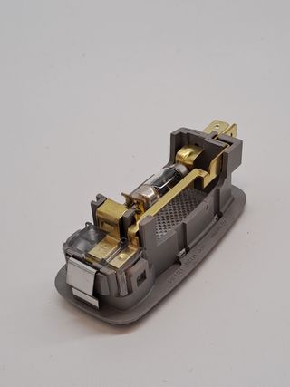 LUZ INTERIOR KIA XCEED (6)