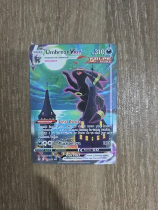 Carta Pokémon Umbreon VMAX 310 HP