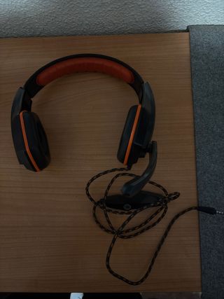 Auriculares Gaming Naranja y Negro