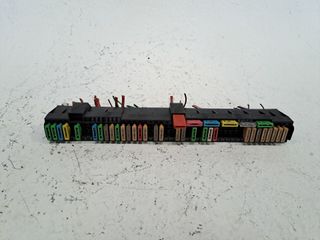 CAJA FUSIBLES BMW SERIE 5 TOURING (E39)