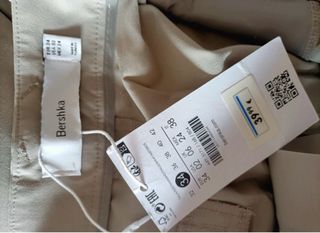 Conjunto Bershka Cinza e Multicolor