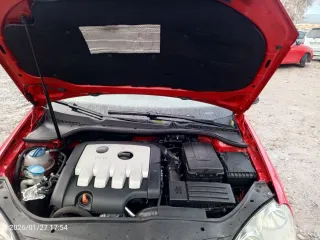 Volkswagen Golf 2004