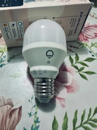 Lampadina LED Smart LIFX E27 Bianca