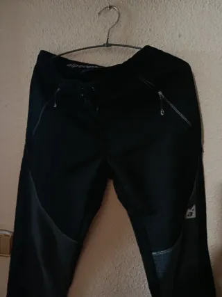 Pantalones Alpinestars negros y grises