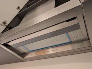 Cocina nueva con encimera de silestone compac.