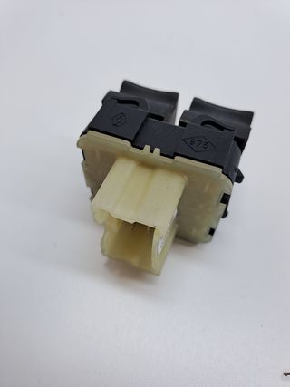 MANDO ELEVALUNAS DELANTERO IZQUIERDO RENAULT CLIO IV (3)