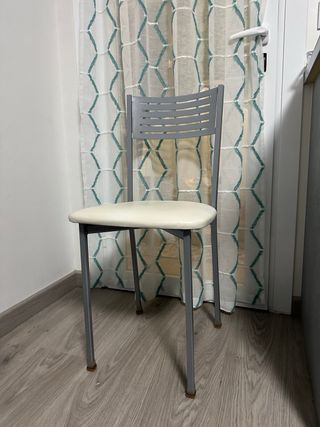 Sillas de cocina metal y fabrica plastificada