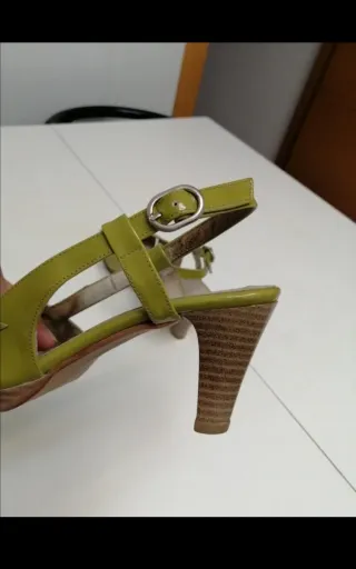 Sandalias vintage charol dos tonos