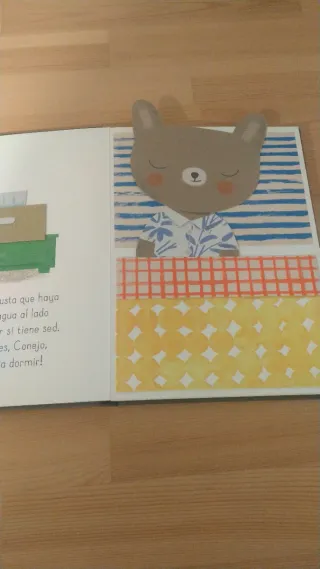 Cuentos un besito y a dormir, puedo mirar tu pañal