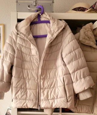 Lote 4 cazadoras acolchadas mujer Talla L.