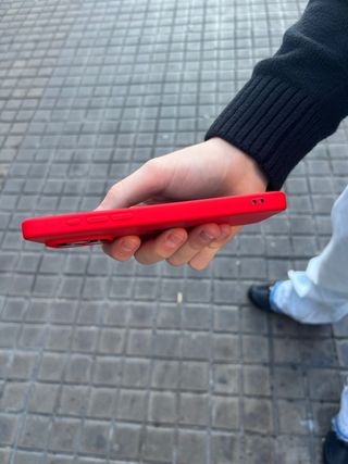 Funda móvil iPhone 15 Pro Max Jordan roja