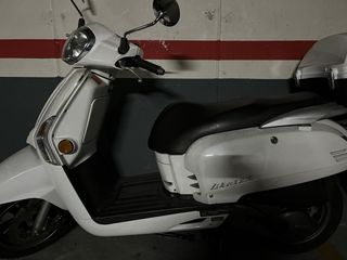Kymco Like 125 Scooter Automática