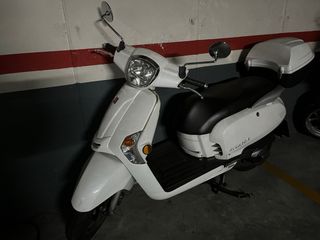 Kymco Like 125 Scooter Automática