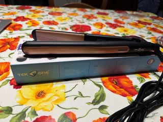 Piastra Lisciante Tek