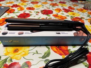 Piastra Lisciante Tek