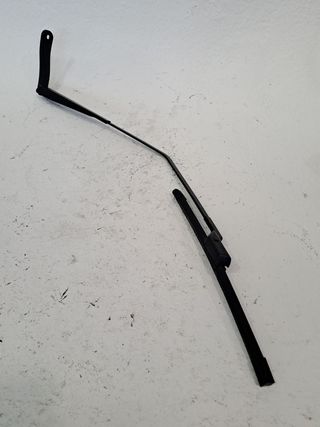 BRAZO LIMPIA DELANTERO DERECHO RENAULT CAPTUR II (3)