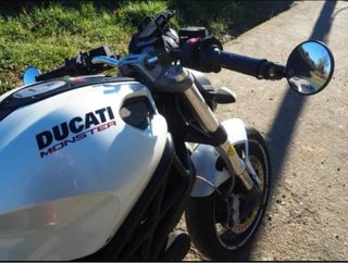 Ducati Monster 696 - 2009
