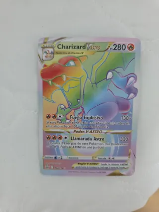 Charizard V ASTRO Carta Pokémon Rainbow Rare