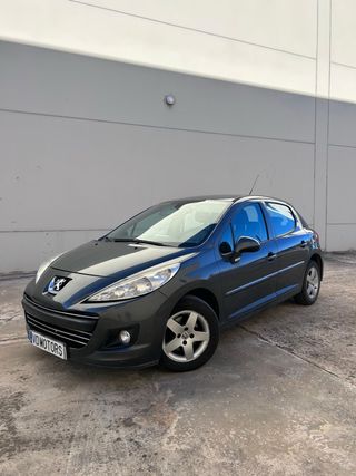 Peugeot 207 2010