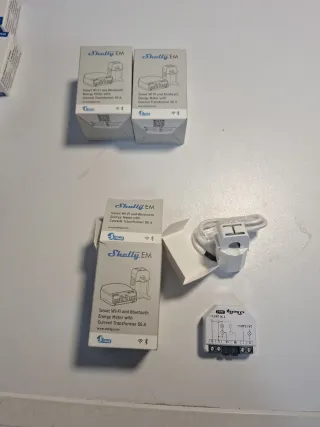 Shelly EM Medidor Energía Wi-Fi/Bluetooth