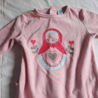 Pijama bebé rosa con muñeca rusa