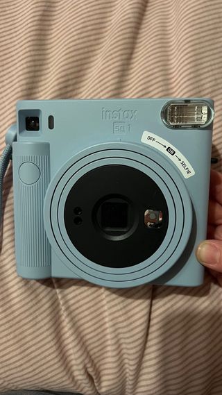 Cámara Instax SQ1 + funda