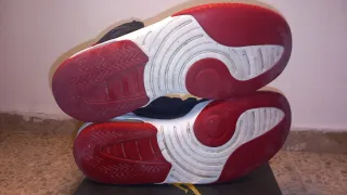 Jordan Max Aura Negro/Rojo Talla 44