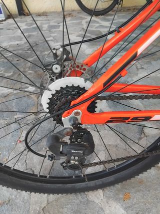 Bicicleta de Montaña Roja