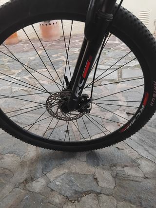 Bicicleta de Montaña Roja