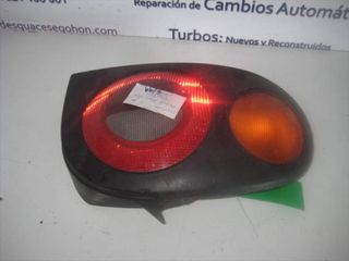 PILOTO TRASERO IZQUIERDO RENAULT MEGANE I CLASSIC (LA0) (5)