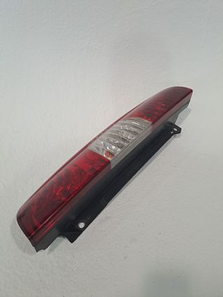 PILOTO TRASERO DERECHO FIAT DOBLO