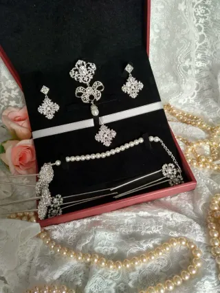 Aderezo Fallera Niña Plata y Perlas