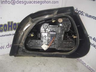 PILOTO TRASERO IZQUIERDO RENAULT MEGANE I FASE 2 BERLINA (BA (3)