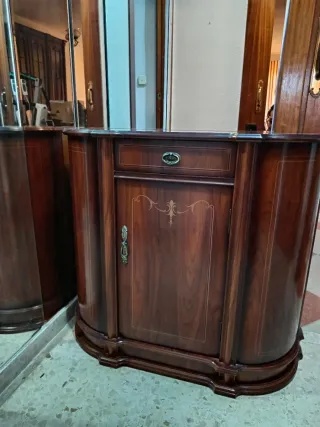 Mueble de entradita de madera