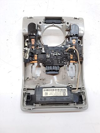 LUZ INTERIOR SEAT EXEO BERLINA (3R2)