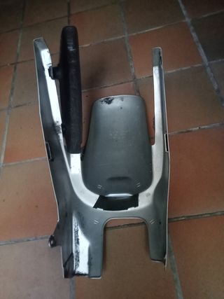 Guardabarros Trasero Honda CBR 600 F2 paso rueda