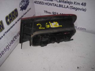 PILOTO TRASERO IZQUIERDO INTERIOR RENAULT LAGUNA II (BG0) (2)