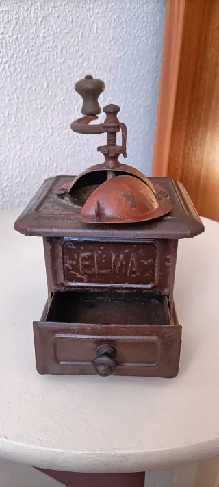 Antiguo Molinillo de Café ELMA